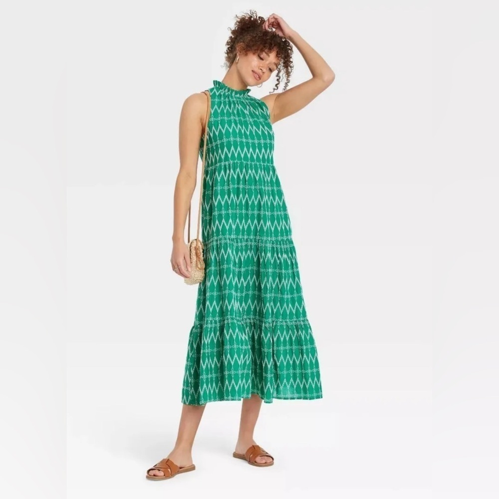 Universal Thread Sleeveless Green Tiered & White Embroidery Midi Dress Size S